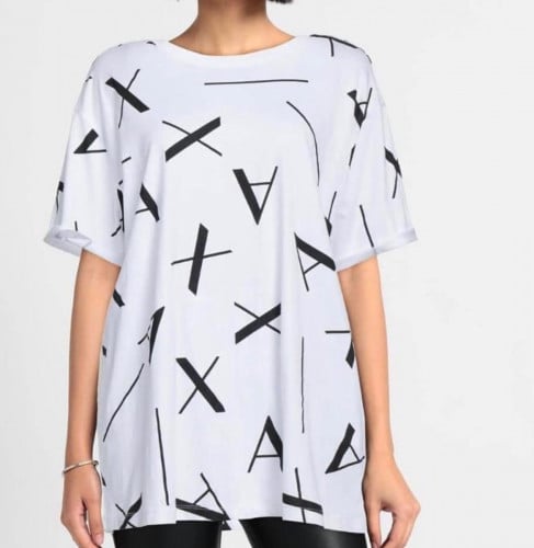 1IWSulbtGkuF6RJqoMa0laDwmkdq1dVrslvijqZV تيشرت أبيض مزين بشعار الماركه Armani - الصورة 1