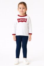 طقم ربيعي Levi's