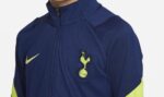 ⁦طقم بوليستر Nike⁩ - الصورة ⁦3⁩