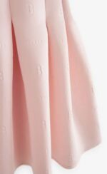 ⁦فستان بنات Ted Baker بطبعة الماركه⁩ - الصورة ⁦2⁩