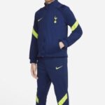 طقم بوليستر Nike