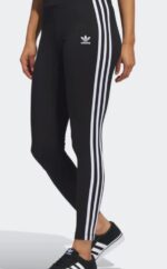 ⁦طقم فطن Adidas⁩ - الصورة ⁦3⁩