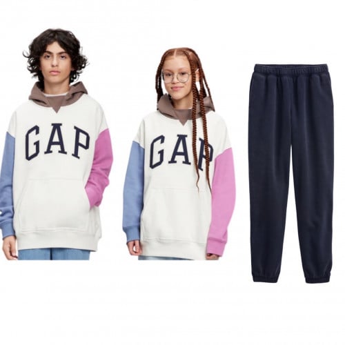 OoSkcYRwpC4fmPVdbfJQUGx2xi173FrfeYYHfxO5 طقم Gap - الصورة 1