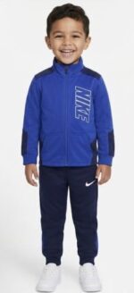 طقم Nike بوليستر