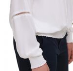 ⁦قميص نسائي تومي هيلفيغر (Tommy Hilfiger) ابيض جرجيت اصلي⁩ - الصورة ⁦4⁩