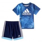 طقم. بوليستر Adidas