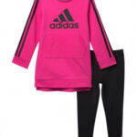 طقم Adidas